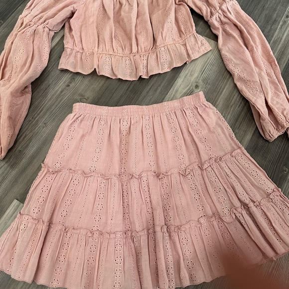 HYFVE Blush Off-Shoulder Skirt Set - Picture 2 of 7